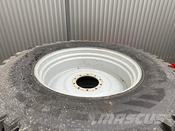   Däck, hjul och fälgar