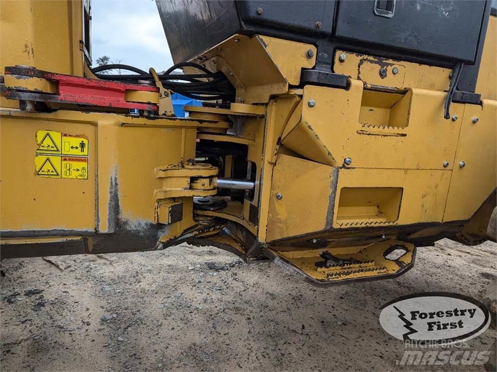 CAT 525C Lunnare