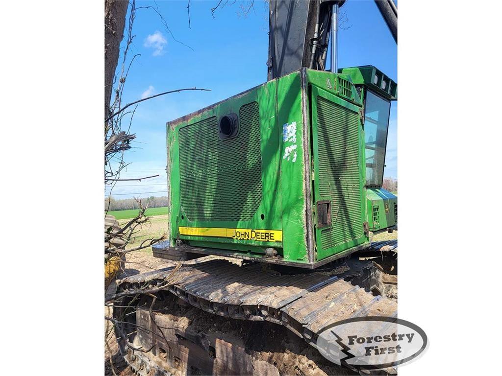 John Deere 753J Fällare-läggare