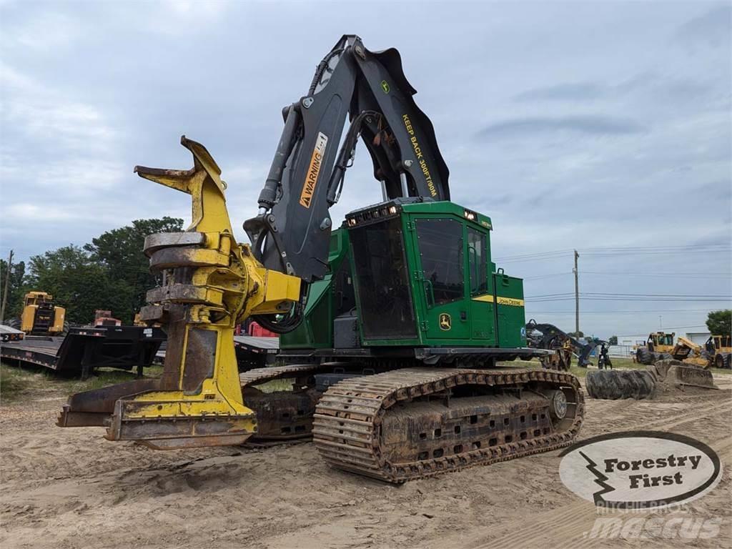 John Deere 853M Fällare-läggare