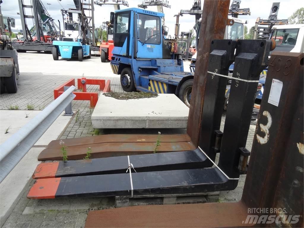 Kalmar DCG330-12 Dieselmotviktstruckar
