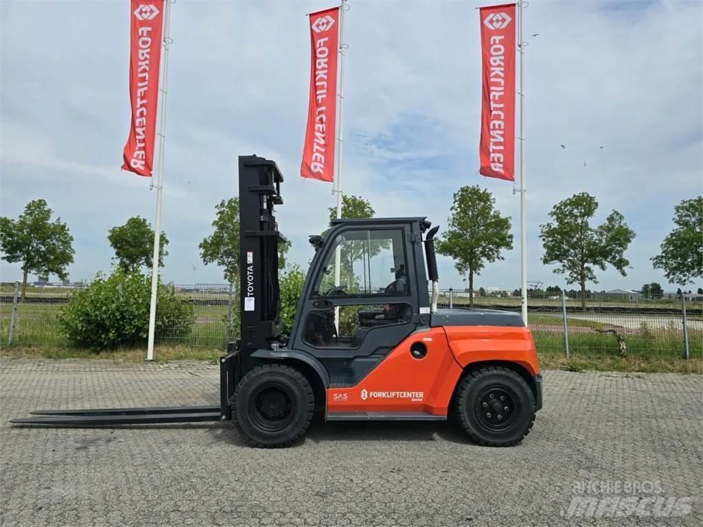 Toyota 8FD70F Dieselmotviktstruckar