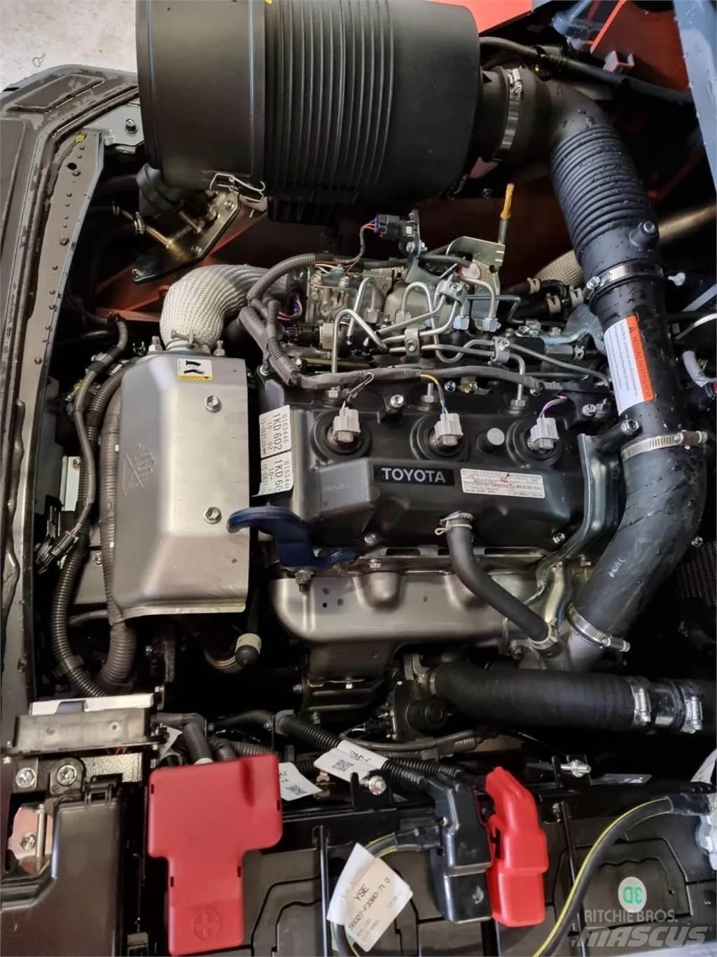 Toyota 8FD70F Dieselmotviktstruckar