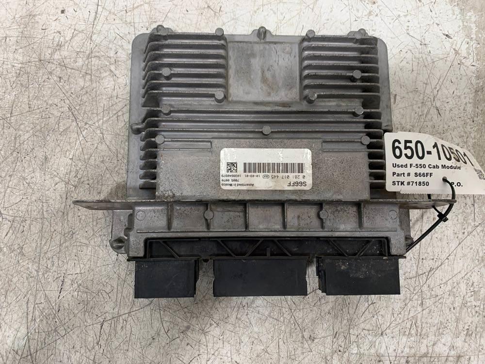 Ford F-550 Hytter och interiör