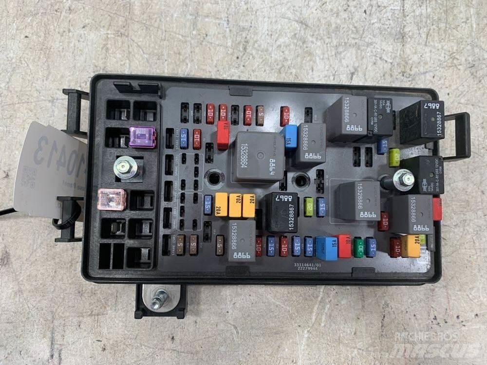 Mack CXU Elektronik