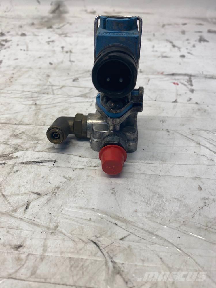 Mack MP8 Transport - Övriga