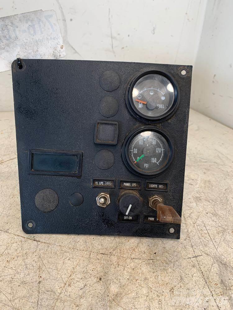 Mack RD680 Elektronik