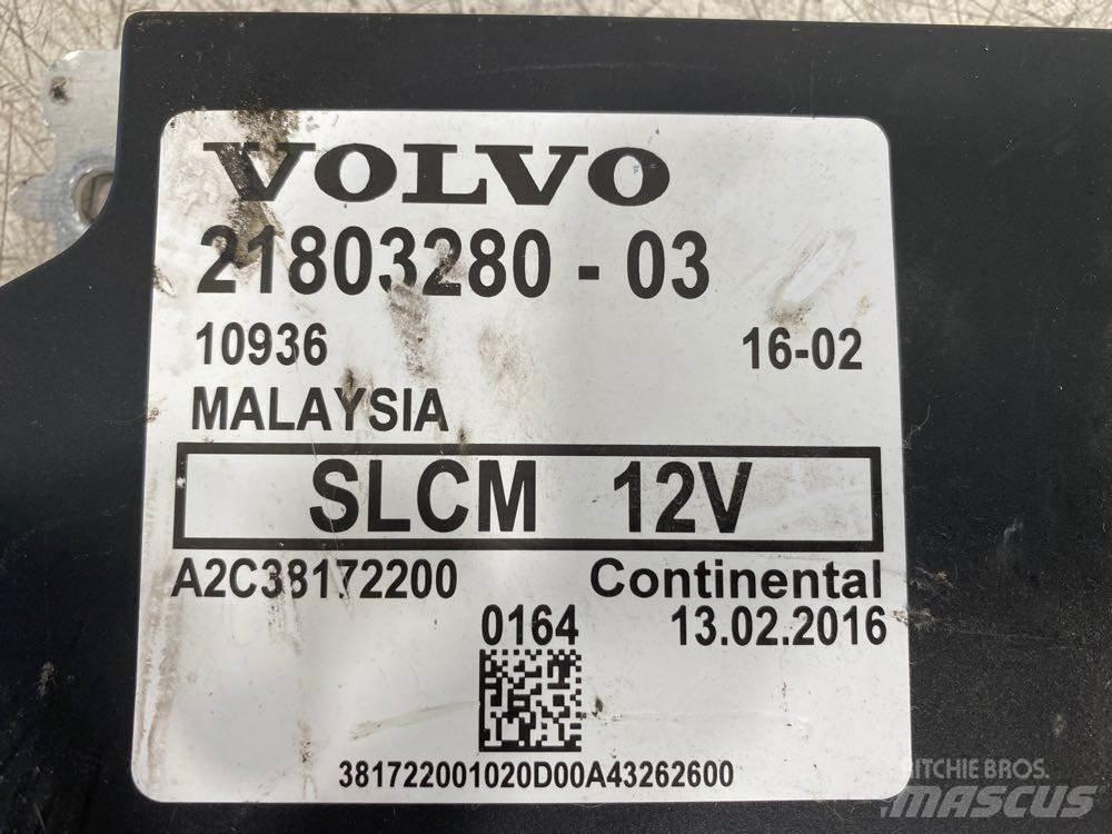 Volvo VNL Hytter och interiör
