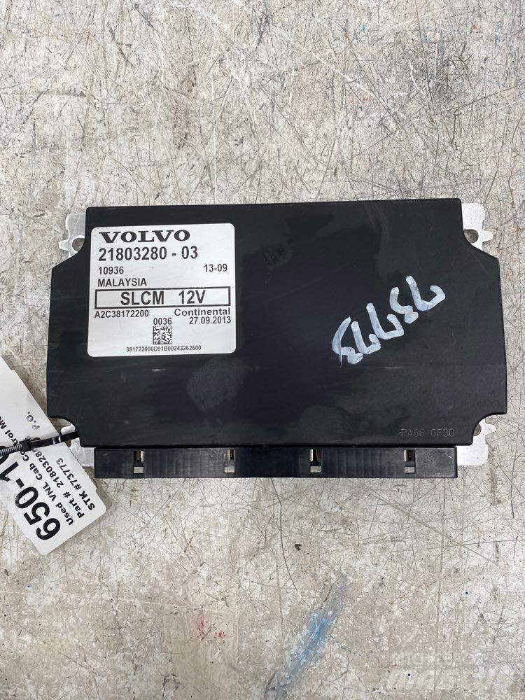Volvo VNL Hytter och interiör