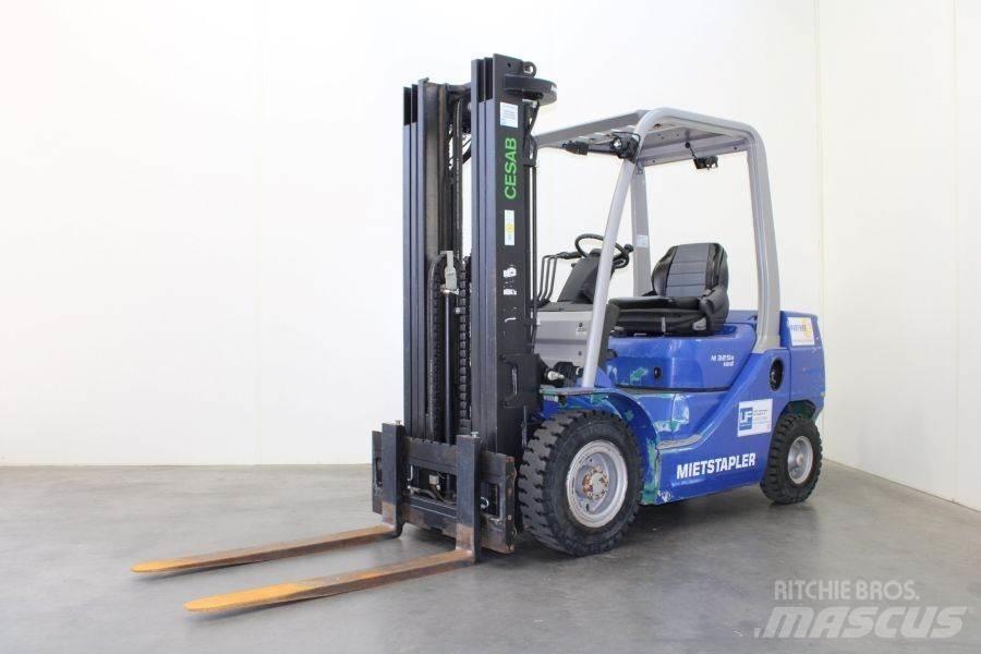 Cesab M 325 D Dieselmotviktstruckar