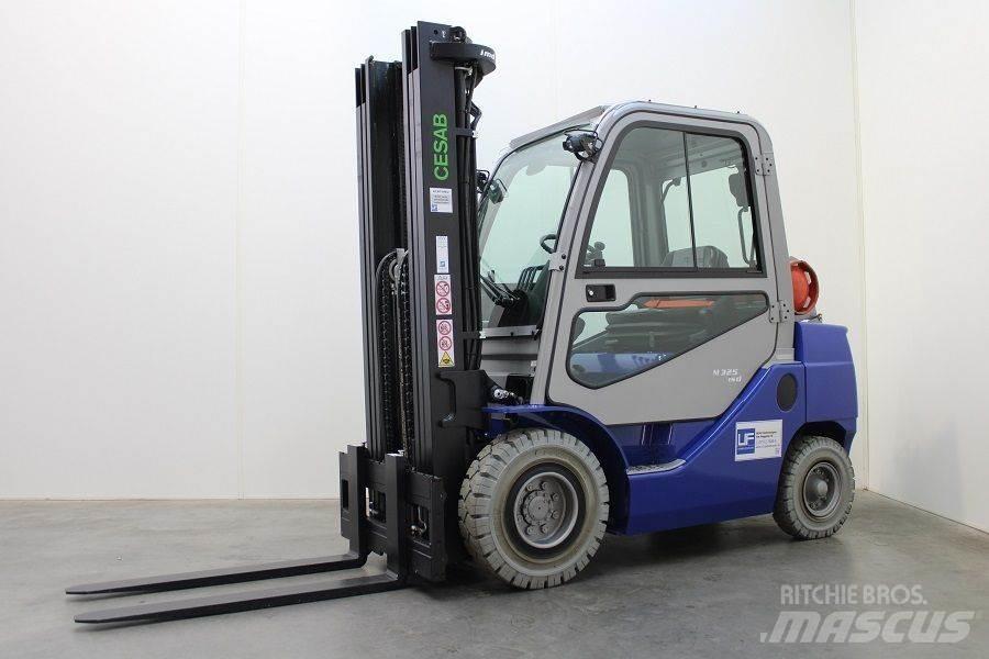 Cesab M 325 GV Gasolmotviktstruckar