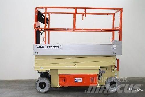 JLG 2030 ES Saxliftar