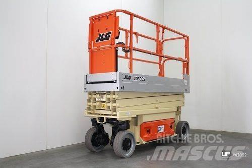 JLG 2030 ES Saxliftar