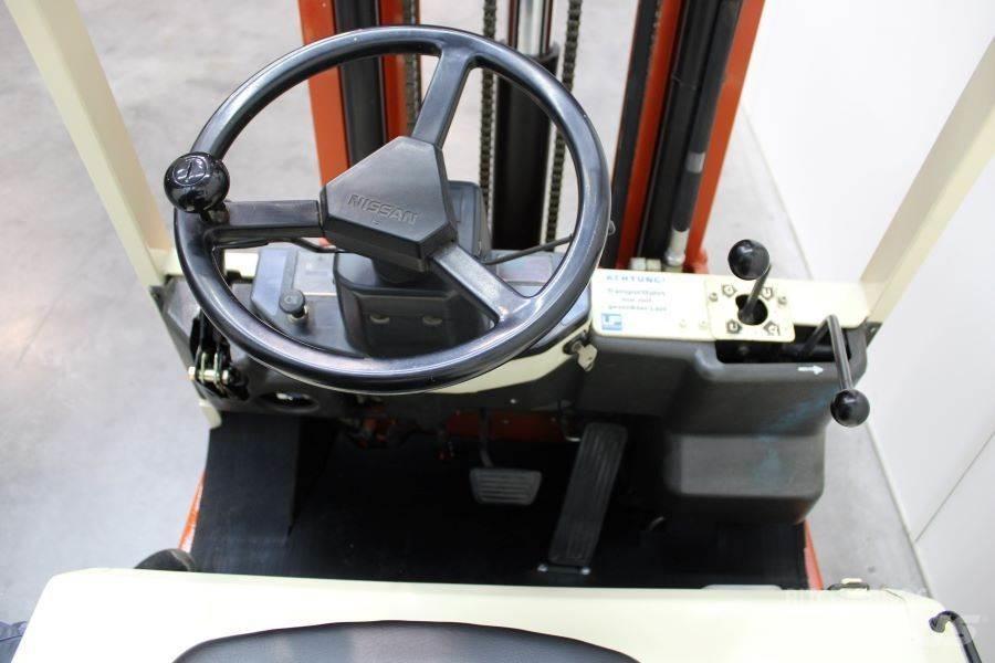 Nissan N01 L18U Elmotviktstruckar