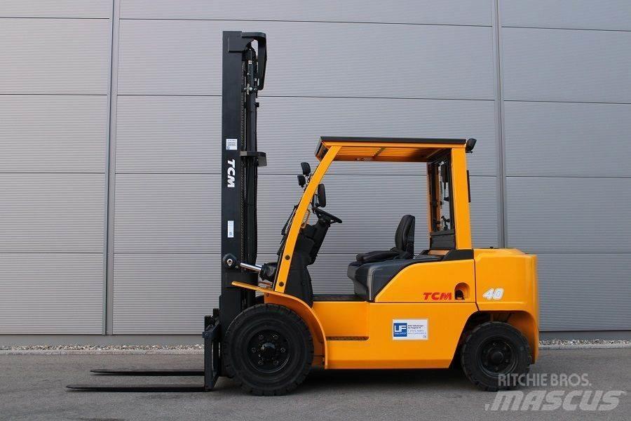 TCM D-1-F-A-40-Q Dieselmotviktstruckar