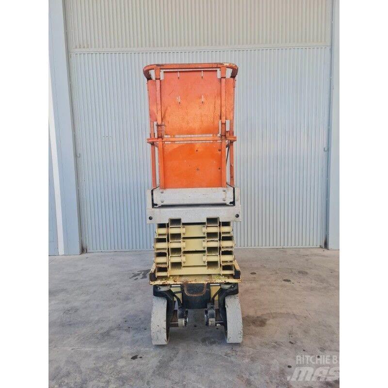 JLG 2630 ES Saxliftar