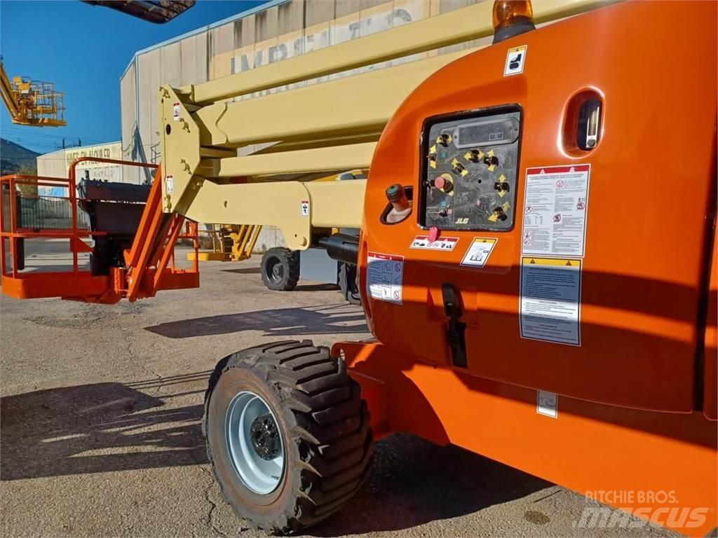 JLG 450AJ Bomliftar