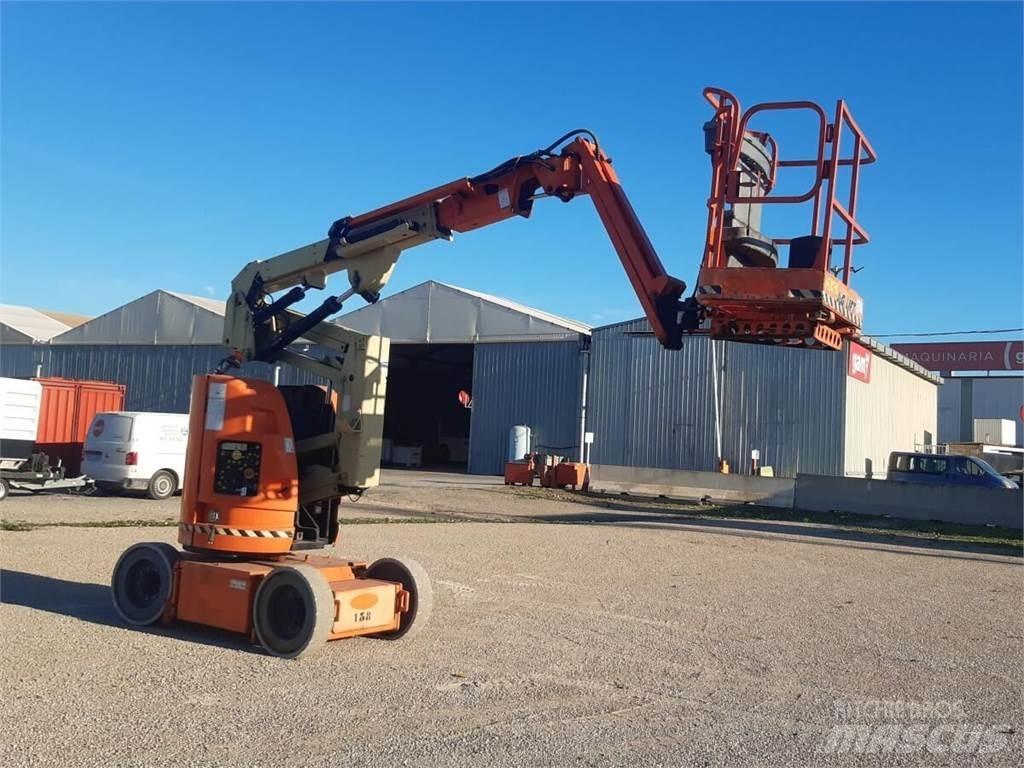 JLG E300AJP Bomliftar