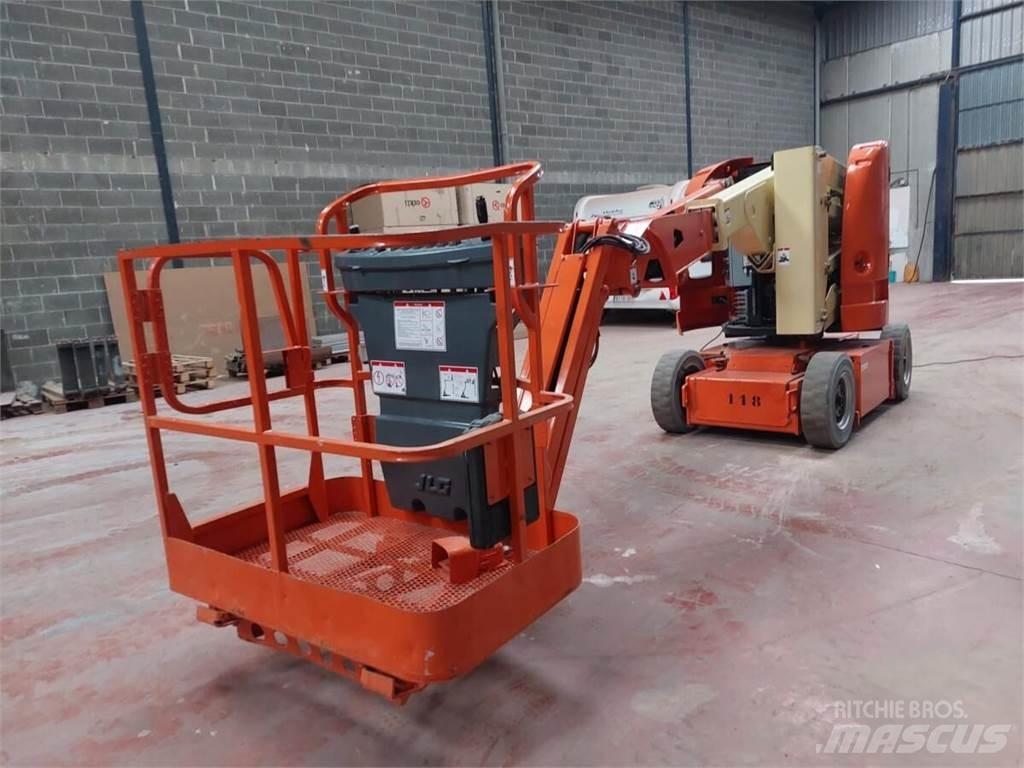 JLG E300AJP Bomliftar