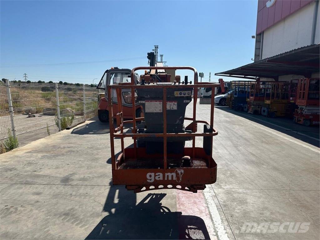JLG E300AJP Bomliftar