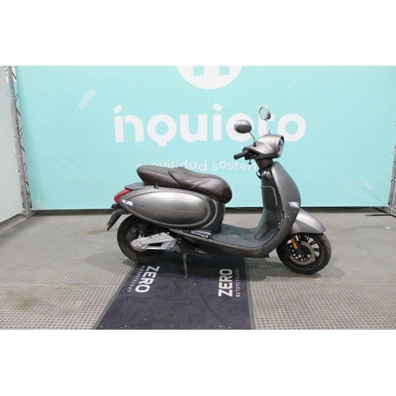  Urban D4 ATV