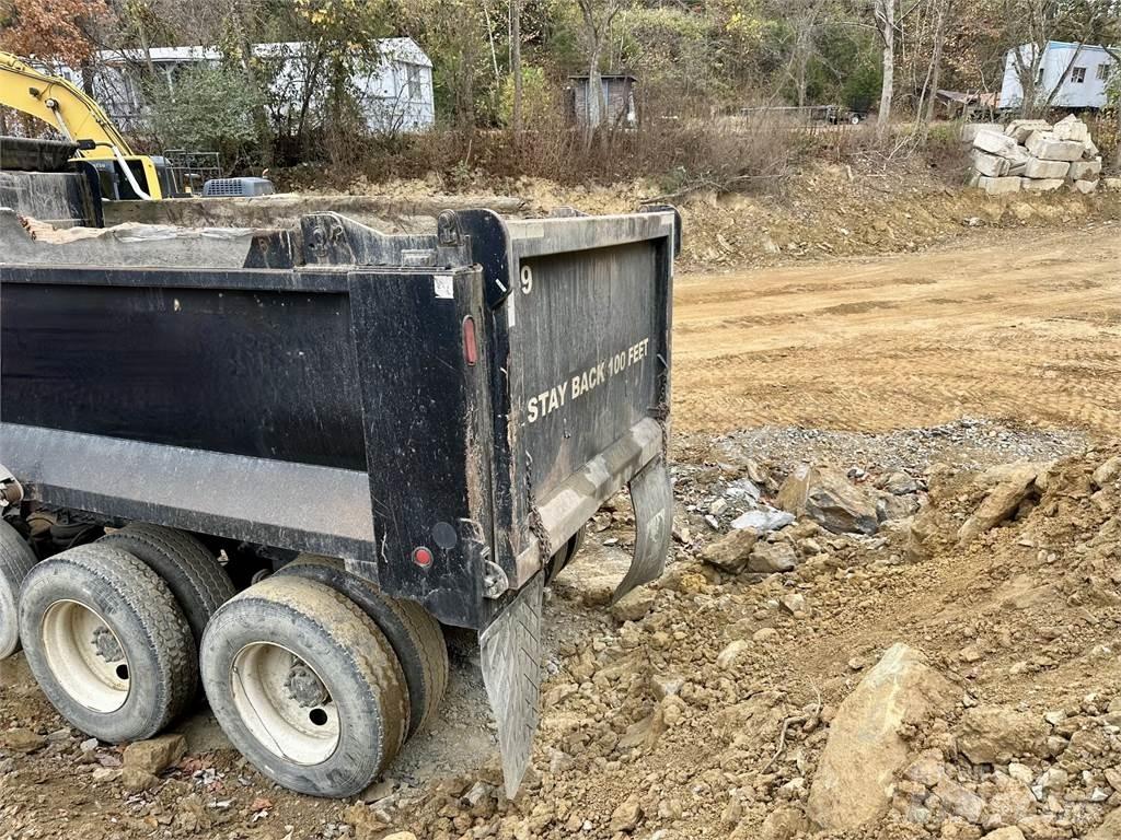 Mack GU713 Tippbilar