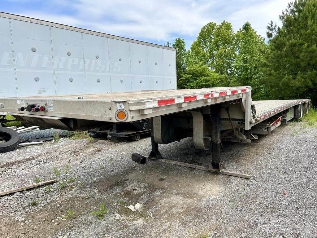 Reitnouer  Låg lastande semi trailer