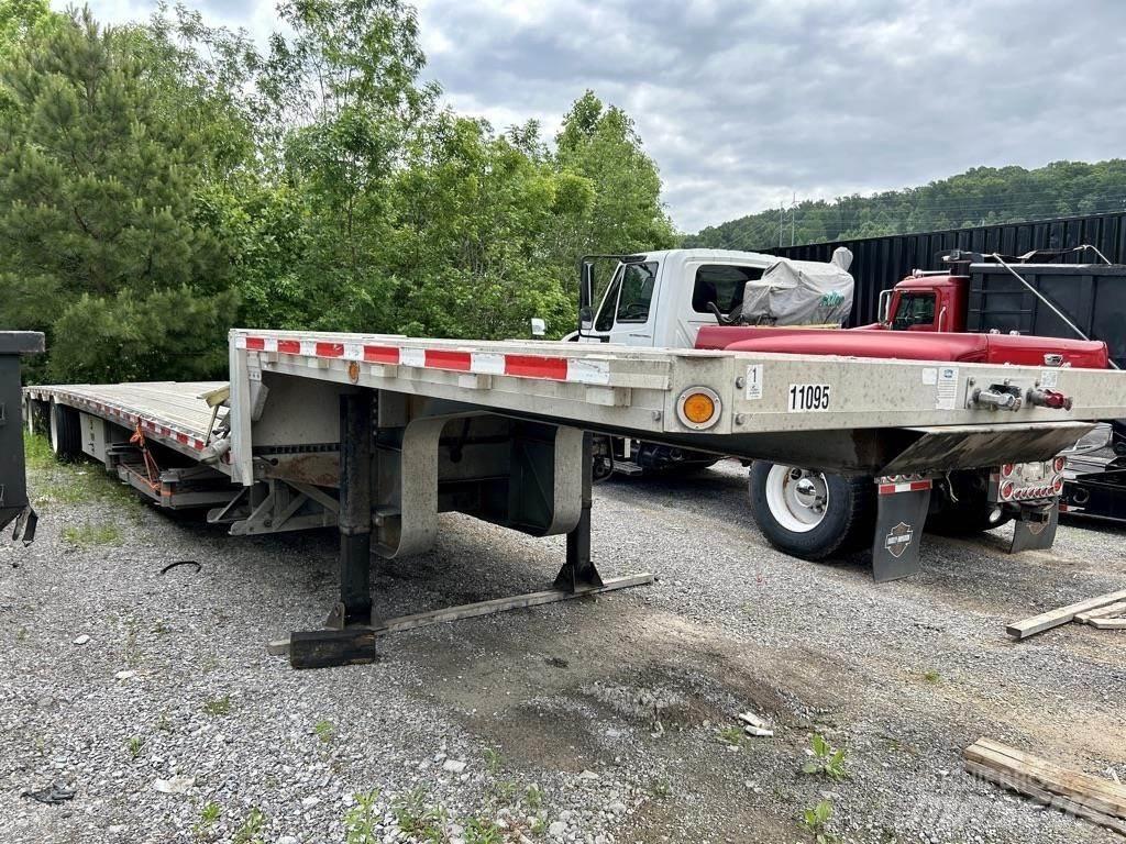 Reitnouer  Låg lastande semi trailer