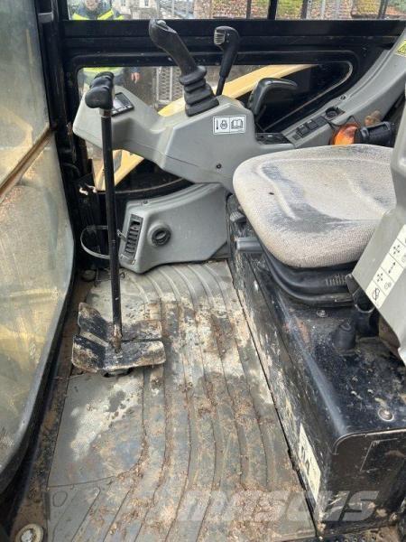CAT 302.5C Minigrävare < 7t