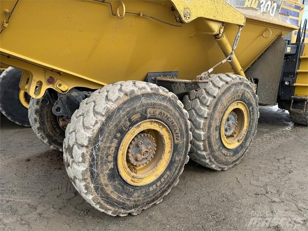 Komatsu HM300-5 Midjestyrd dumper