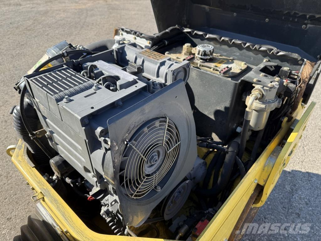 Bomag BW 100 AD-3 Tvåvalsvältar