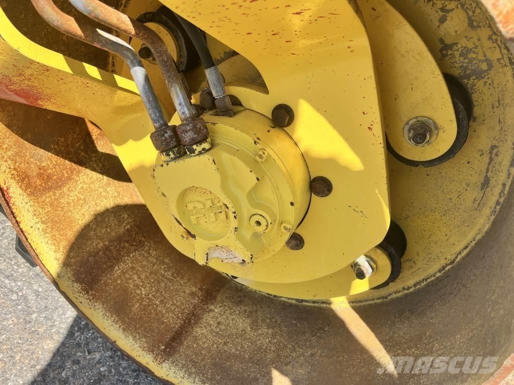 Bomag BW 120 AD-4 Tvåvalsvältar