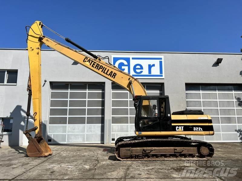 CAT 322 L Rivningsgrävare