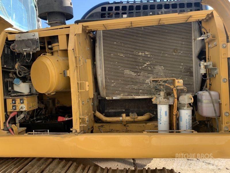 CAT 324 DL Bandgrävare