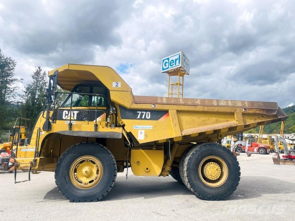 CAT 770 Midjestyrd dumper