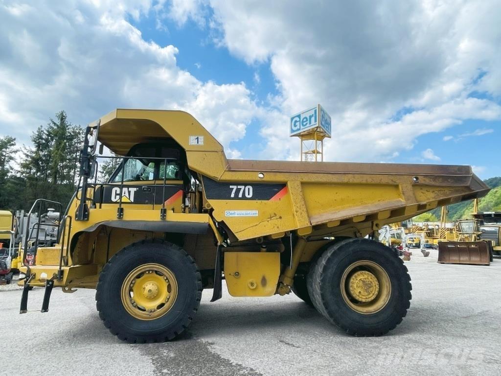 CAT 770 Midjestyrd dumper