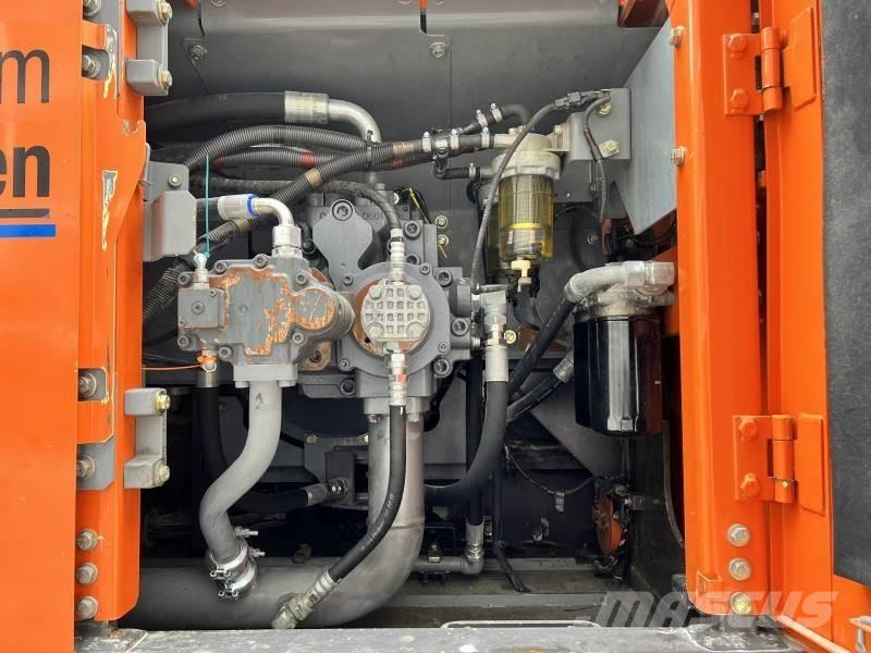 Hitachi ZX 520 LCH-5 Bandgrävare