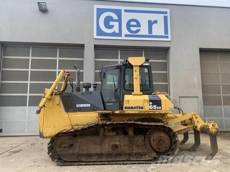 Komatsu D 65 EX-15 Bandschaktare