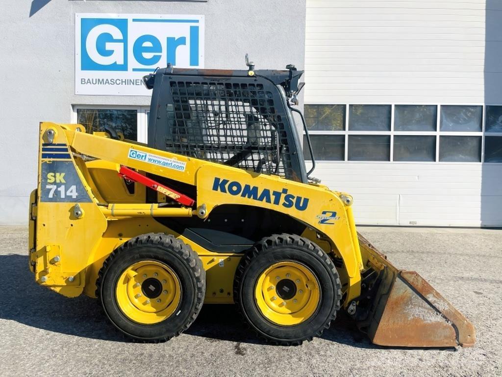 Komatsu SK714 Kompaktlastare