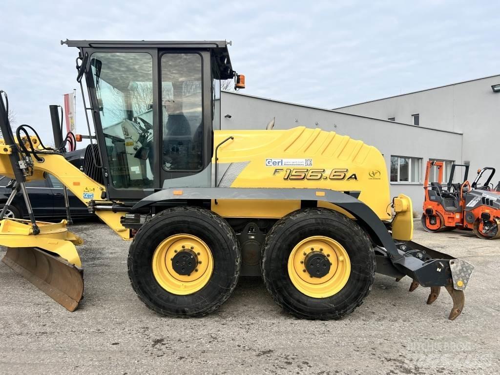 New Holland F 156.6 A Väghyvlar