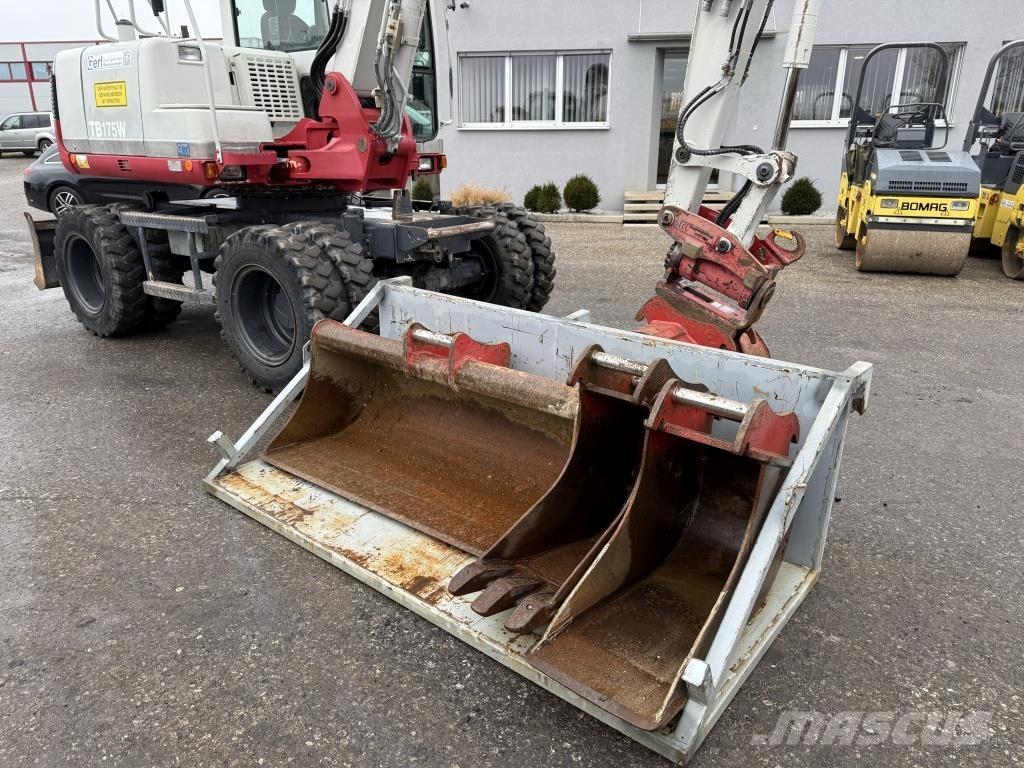 Takeuchi TB 175 W Hjulgrävare