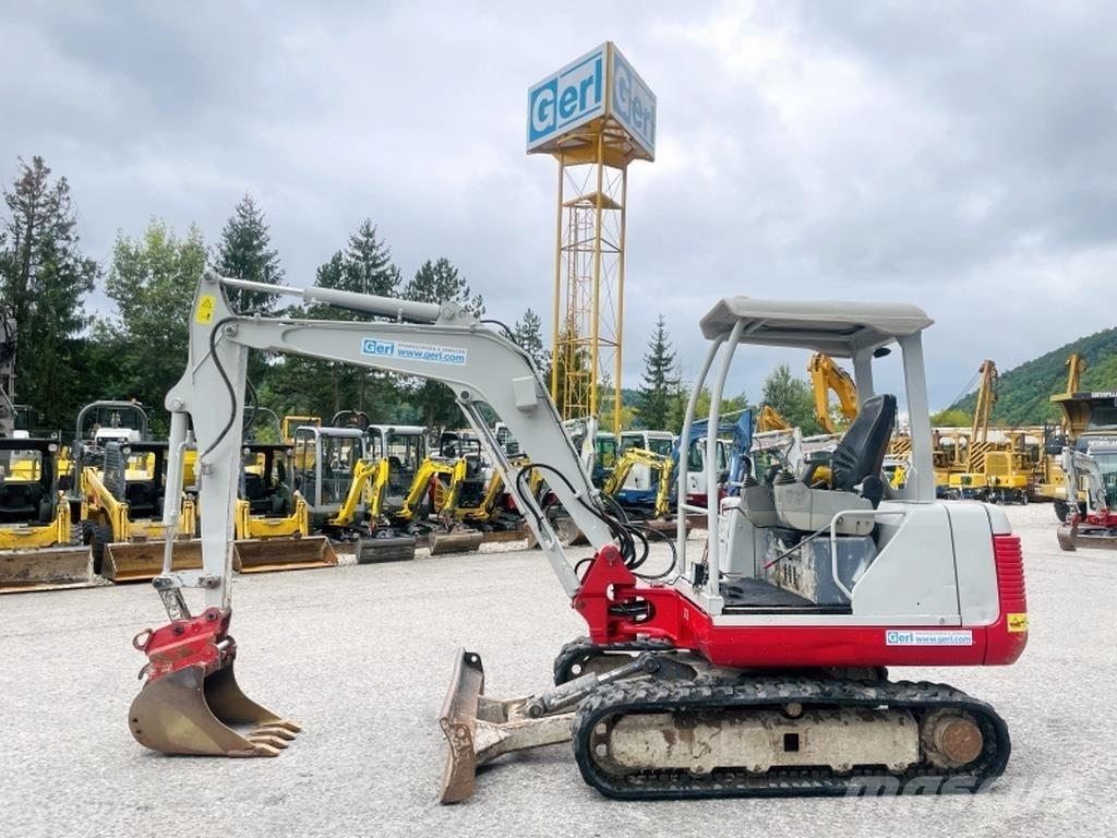 Takeuchi TB135 Minigrävare < 7t