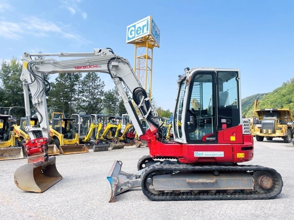 Takeuchi TB280FR Minigrävare < 7t