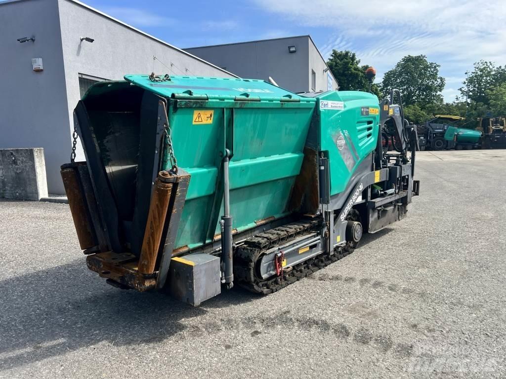 Vögele Super 800-3i Asfaltsläggningsmaskiner