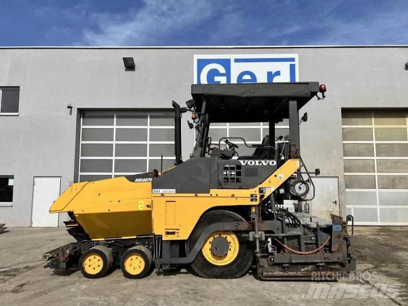  Volvo-ABG 6870 Asfaltsläggningsmaskiner