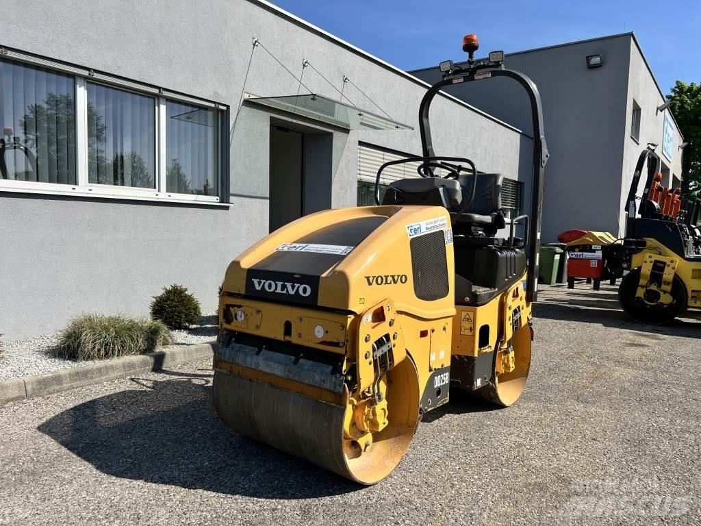 Volvo DD25B Tvåvalsvältar