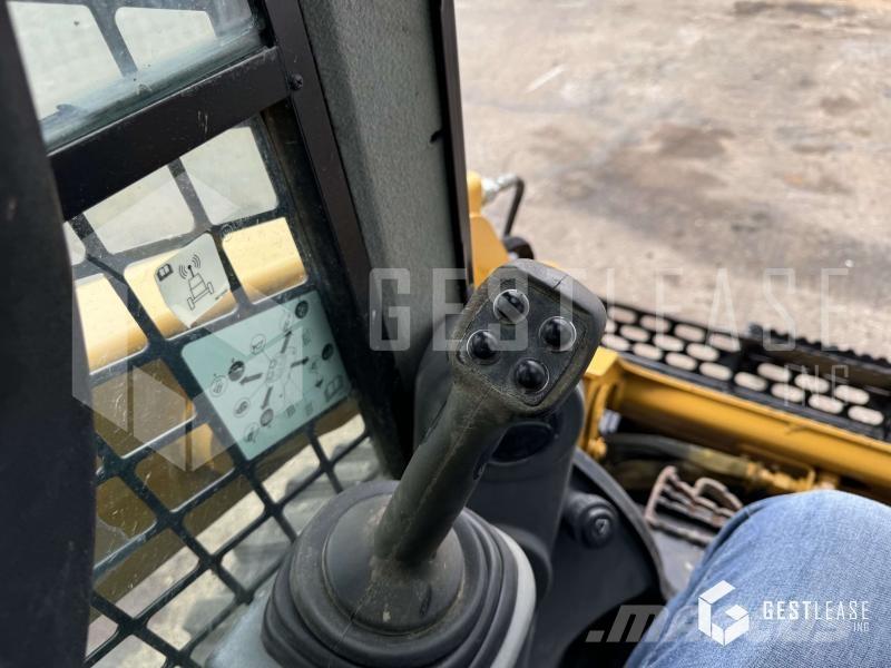 CAT 236D Minilastare