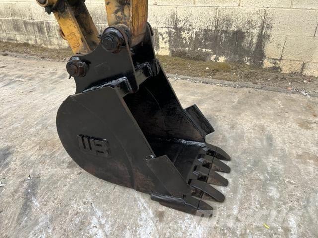 CAT 304E2 CR Minigrävare < 7t