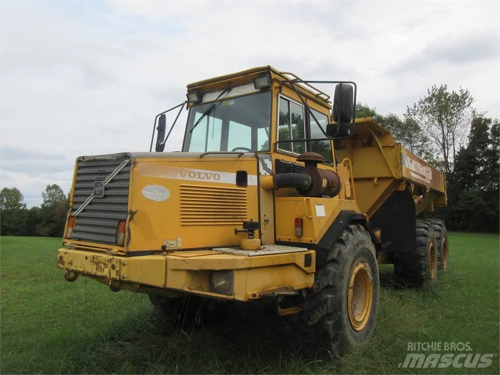 Volvo A25C Tippbilar
