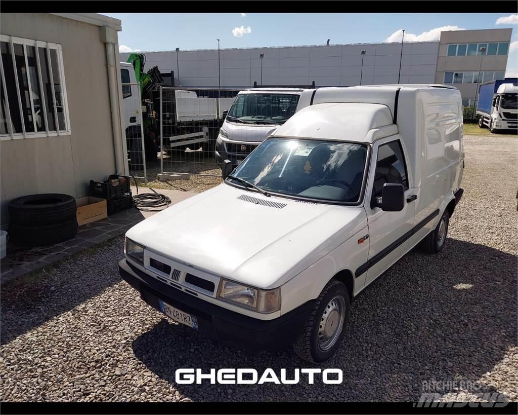 Fiat FIORINO Lätta lastbilar